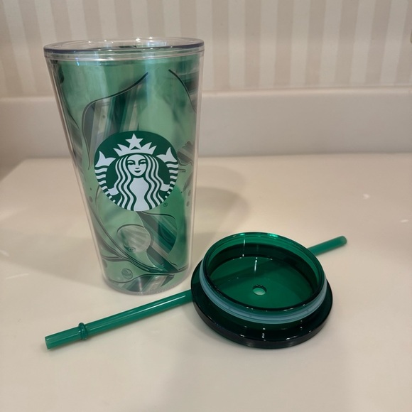 Two Starbucks 2021 16 Oz. Grande Cold Beverage Cups With Straws - Picture 8 of 15